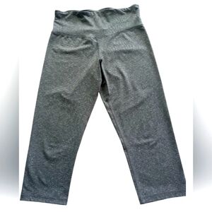 C9 Champion 66 Dark Gray Women's Workout Leggings, Size M/L